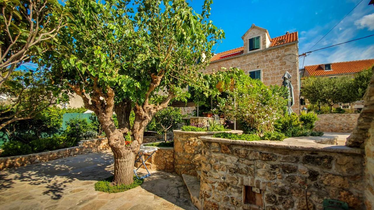Apartments Obala 볼 외부 사진