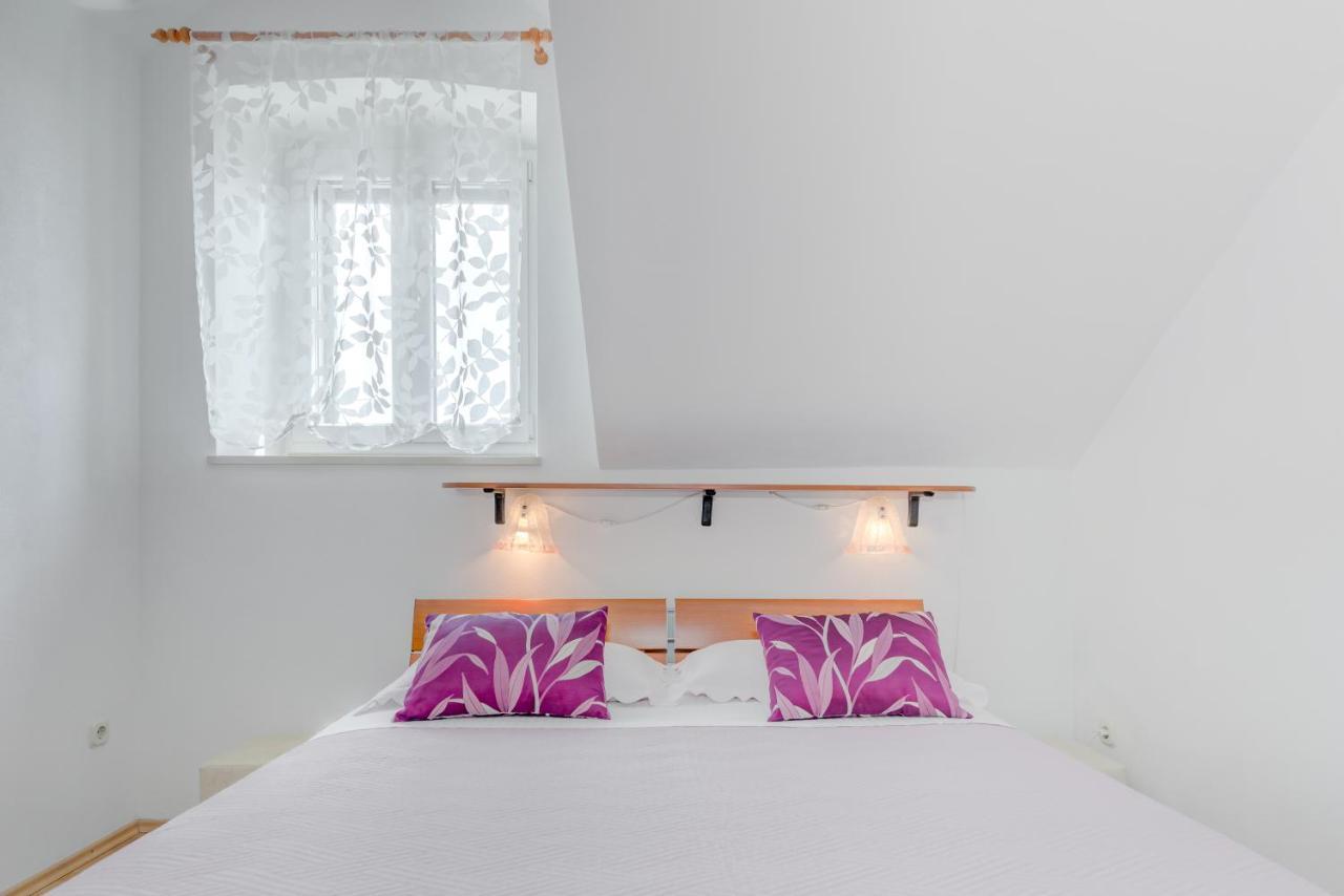 Apartments Obala 볼 외부 사진