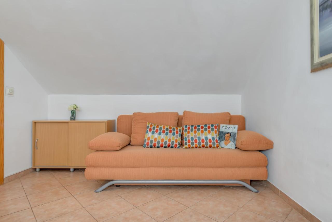 Apartments Obala 볼 외부 사진