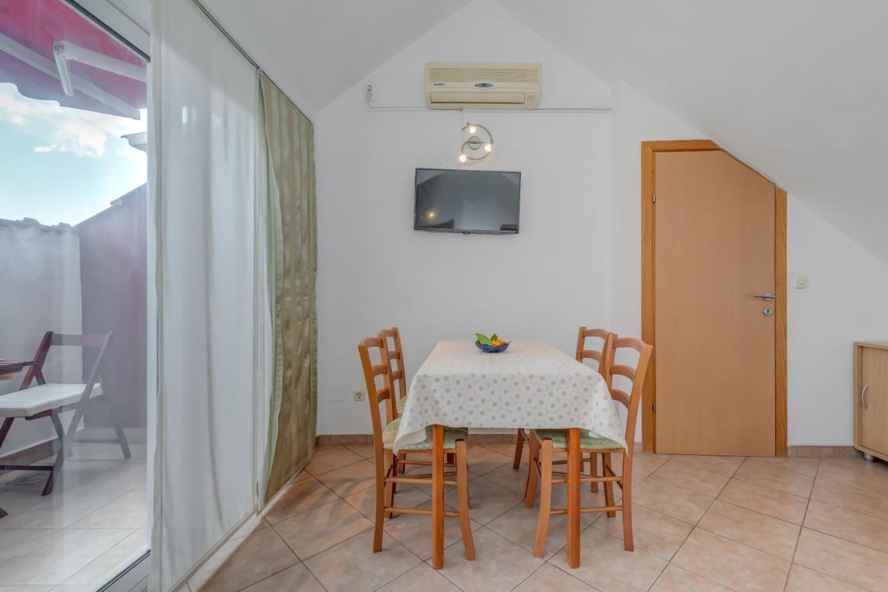 Apartments Obala 볼 외부 사진