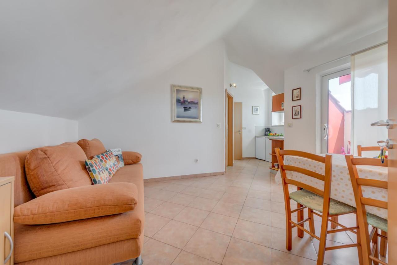 Apartments Obala 볼 외부 사진