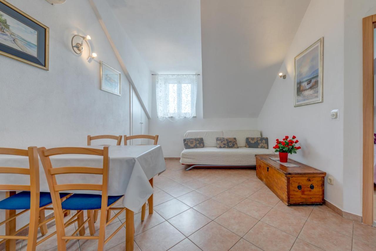 Apartments Obala 볼 외부 사진